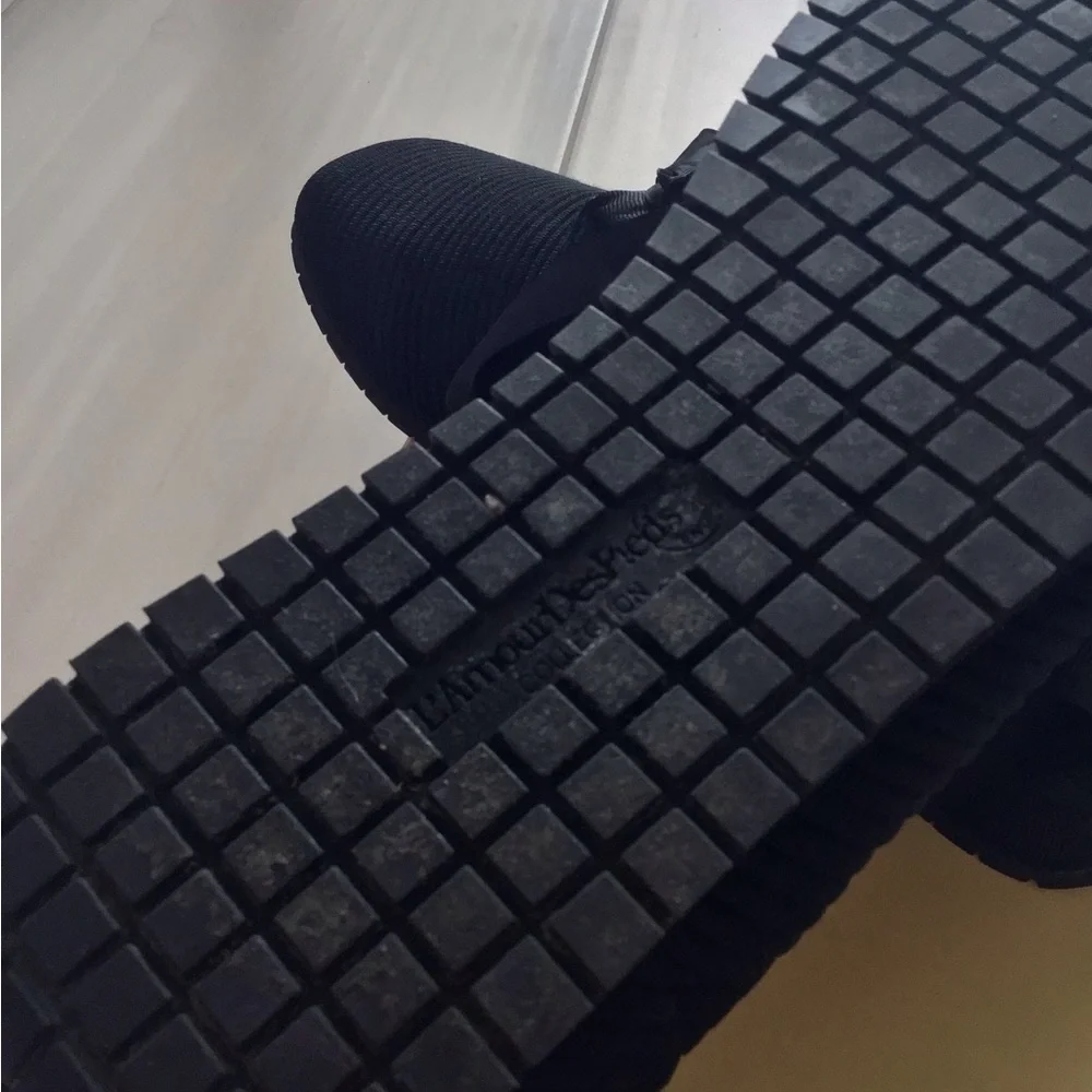 L’Amour des Pieds walking sneakers! - Picture 7 of 9